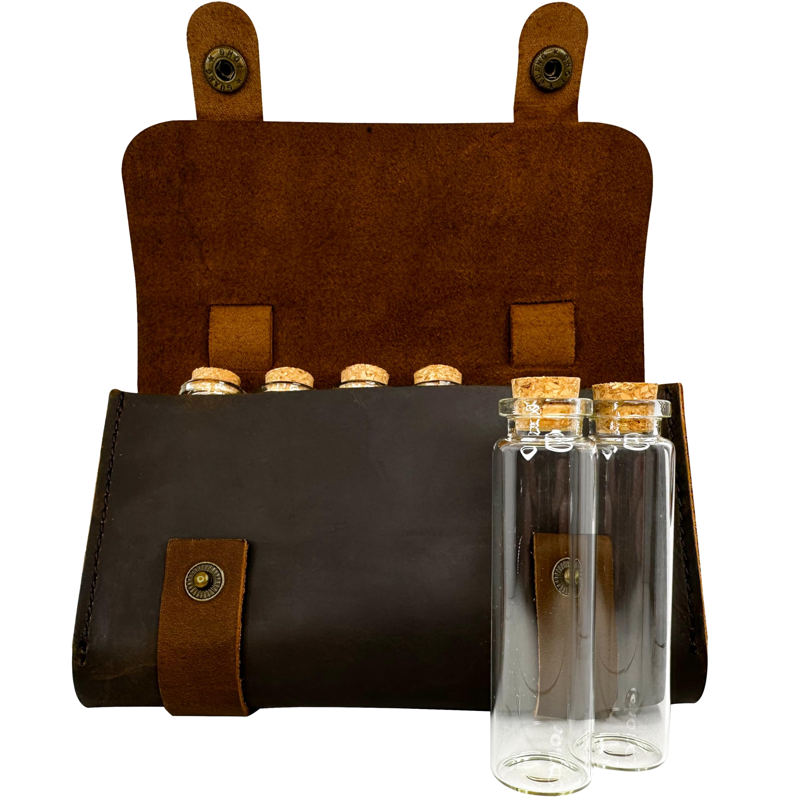 Ruck & River cartera de cuero para especias con acceso rápido en camping.