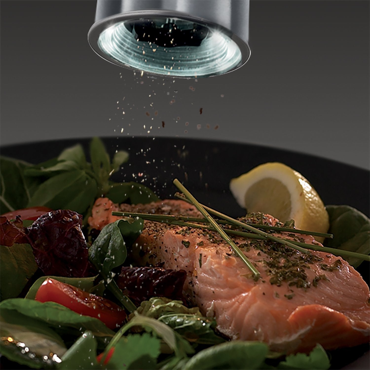 Baterías no incluidas para los molinillos Russell Hobbs.