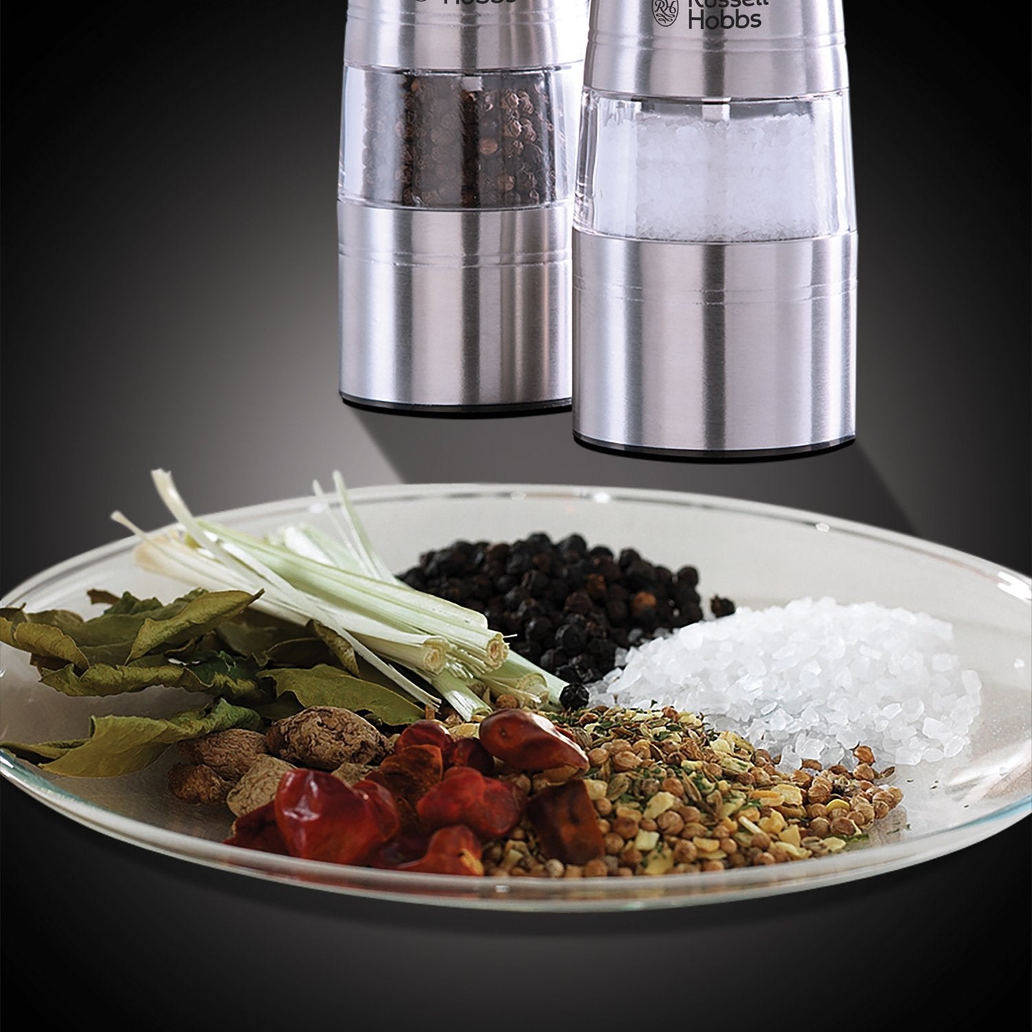 Uso en mesa y cocina con molinillos Russell Hobbs de acero.