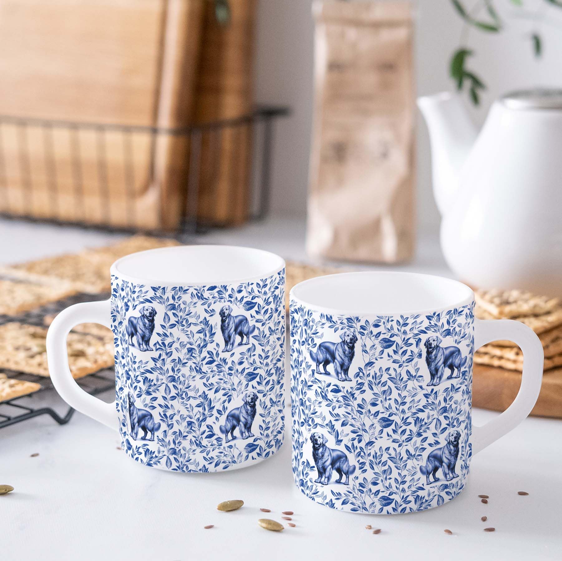 Taza RVEAFA con diseño Toile azul, detalle elegante para amantes de perros.