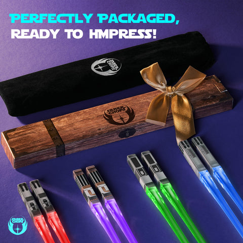 Saber Chops Palillos con luz azul, iluminación atractiva para cenas temáticas.
