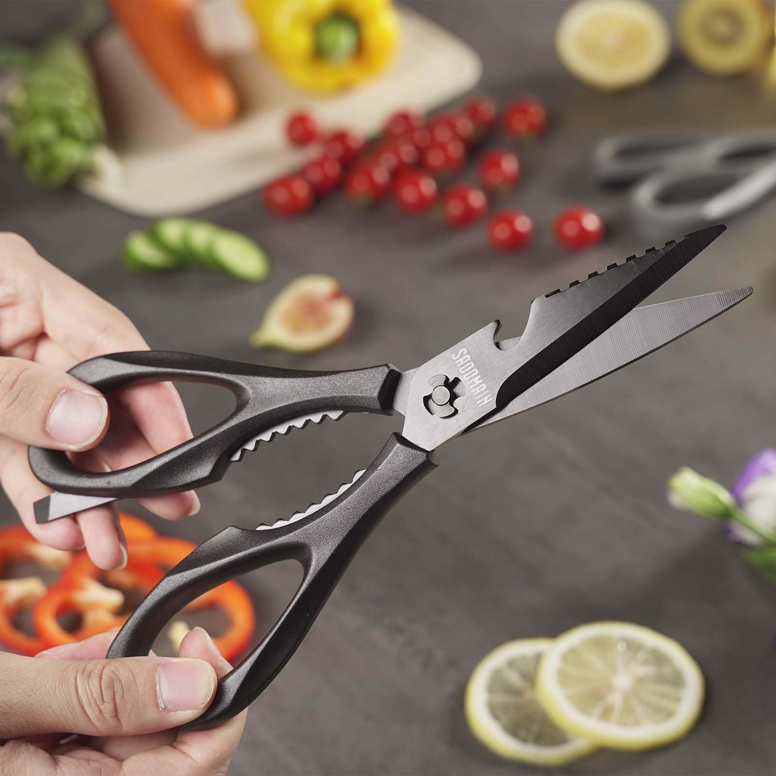 Tijeras SADOMAIN con hojas serradas para cortes firmes en carnes y verduras