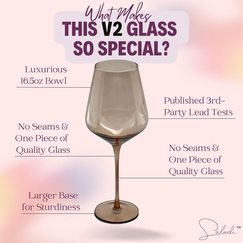 Saludi copa de vino con borde suave y tallo ergonómico para mayor comodidad.