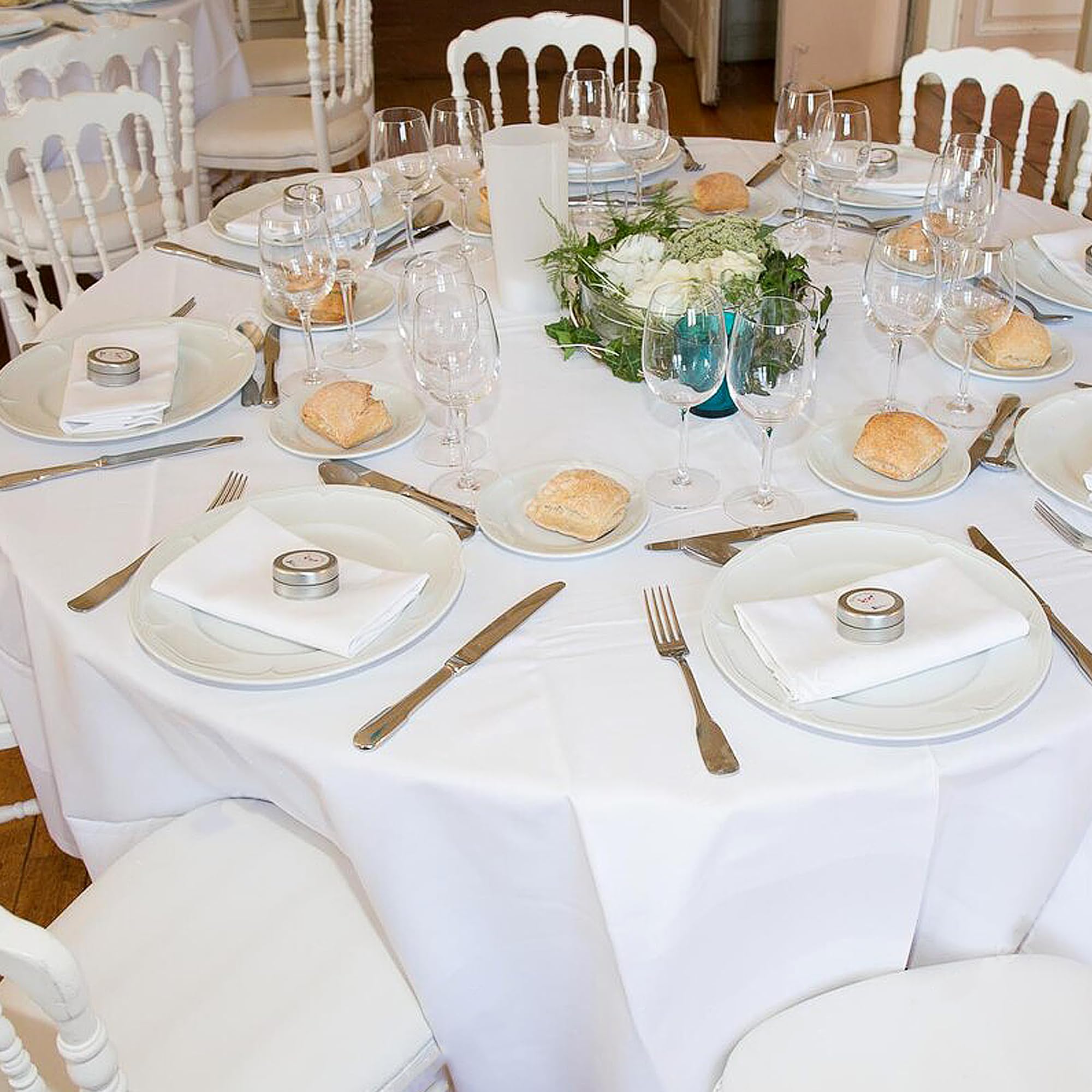 Mantel sancua resistente a manchas, perfecto para buffets