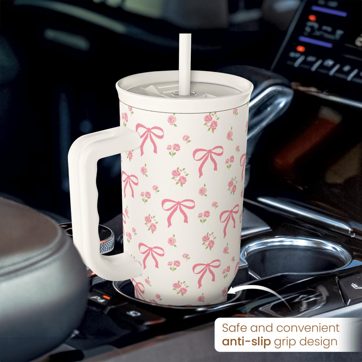 Sandjest Bow Tumbler con capacidad de 40 onzas para sesiones largas.