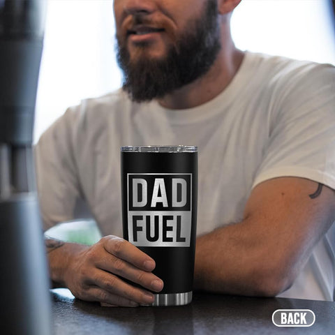 SANDJEST Detalle logotipo, vaso térmico con estilo discreto.