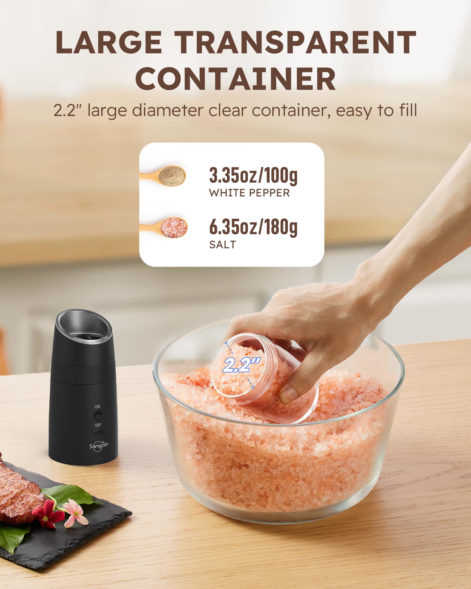 Luz LED ilumina la comida al sazonar.