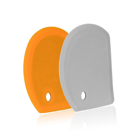 SAPID raspador masa con núcleo de acero y silicona, borde curvo para mayor durabilidad.