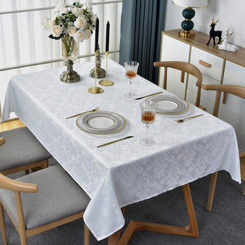 Detalle jacquard blanco del mantel SASTYBALE para un toque sofisticado
