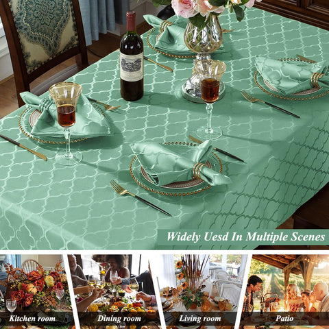 Mantel para cenas familiares con estilo sobrio y acogedor.