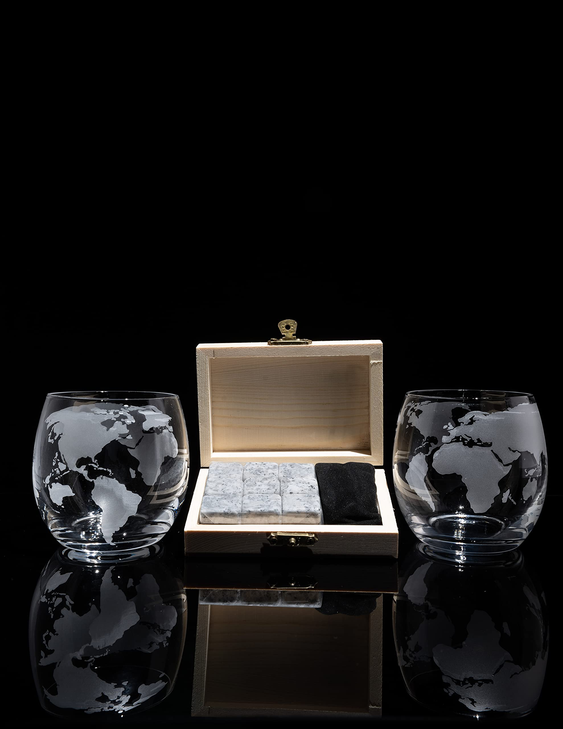 Tapa de cristal con base de goma mantiene la bebida aromática.