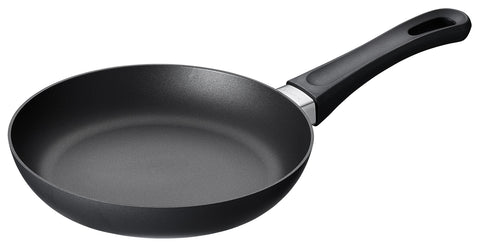 Scanpan Classic 8 pulgadas sarten antiadherente, cocina limpia con menos aceite.