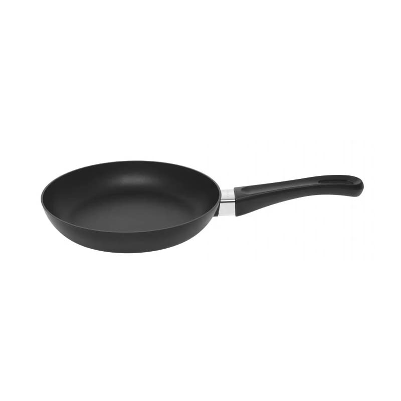 Scanpan Classic sartén antiadherente compatible con utensilios de metal.