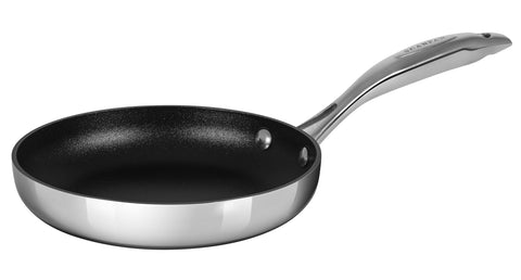 Sartén Scanpan HaptIQ individual para utensilios de metal y cocción versátil en la cocina diaria