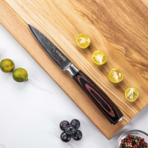 Seido Knives 7CR17: acero resistente a la corrosión para uso prolongado.