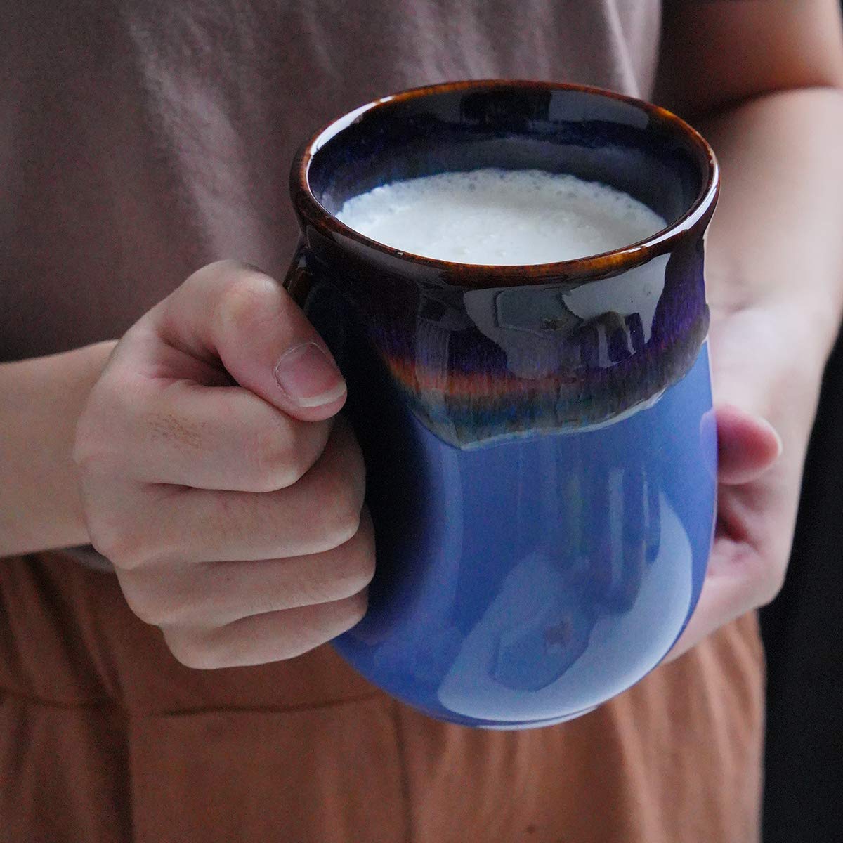 Capacidad de 18 onzas para café, té o chocolate caliente.