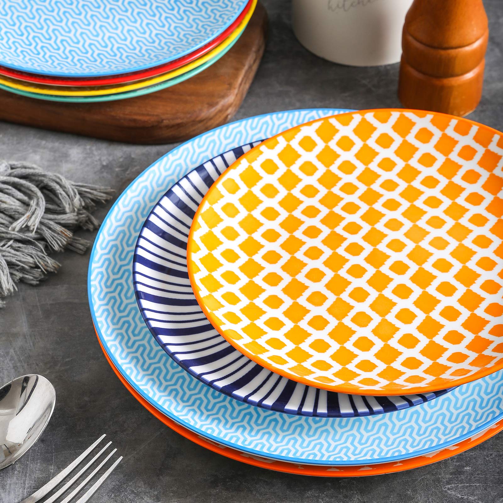 Selamica regalo práctico de platos, ideal para sorprender con estilo.