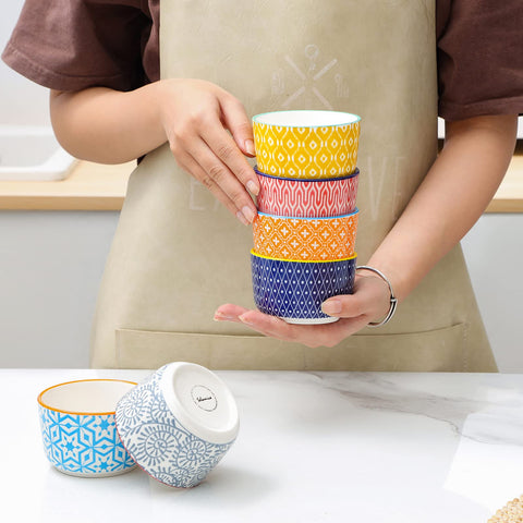 Selamica ramekin cerámico 4 oz apilable, almacenamiento fácil y diseño decorativo.