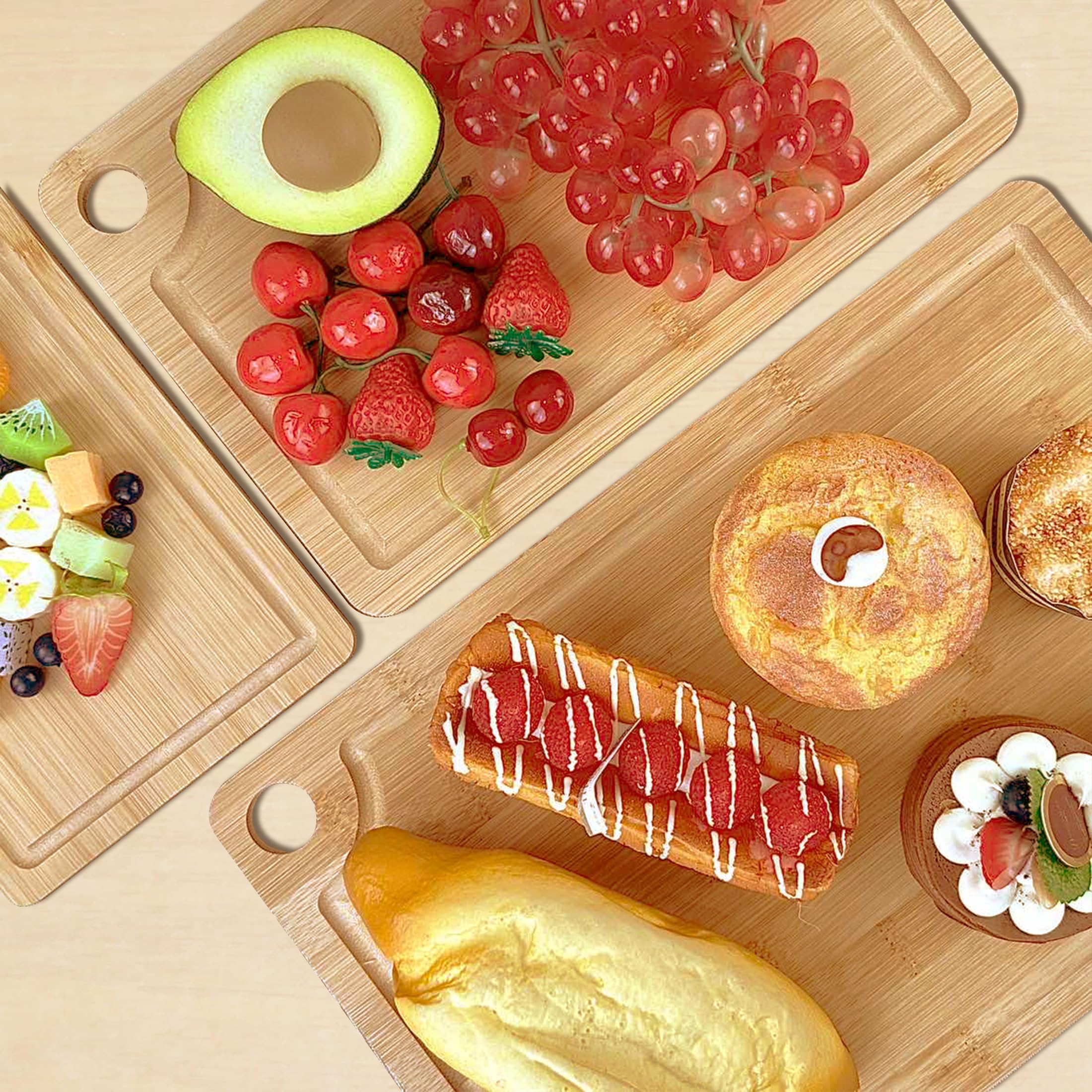 Conjunto Sentk de tres tablas de bambú para múltiples tareas en la cocina.