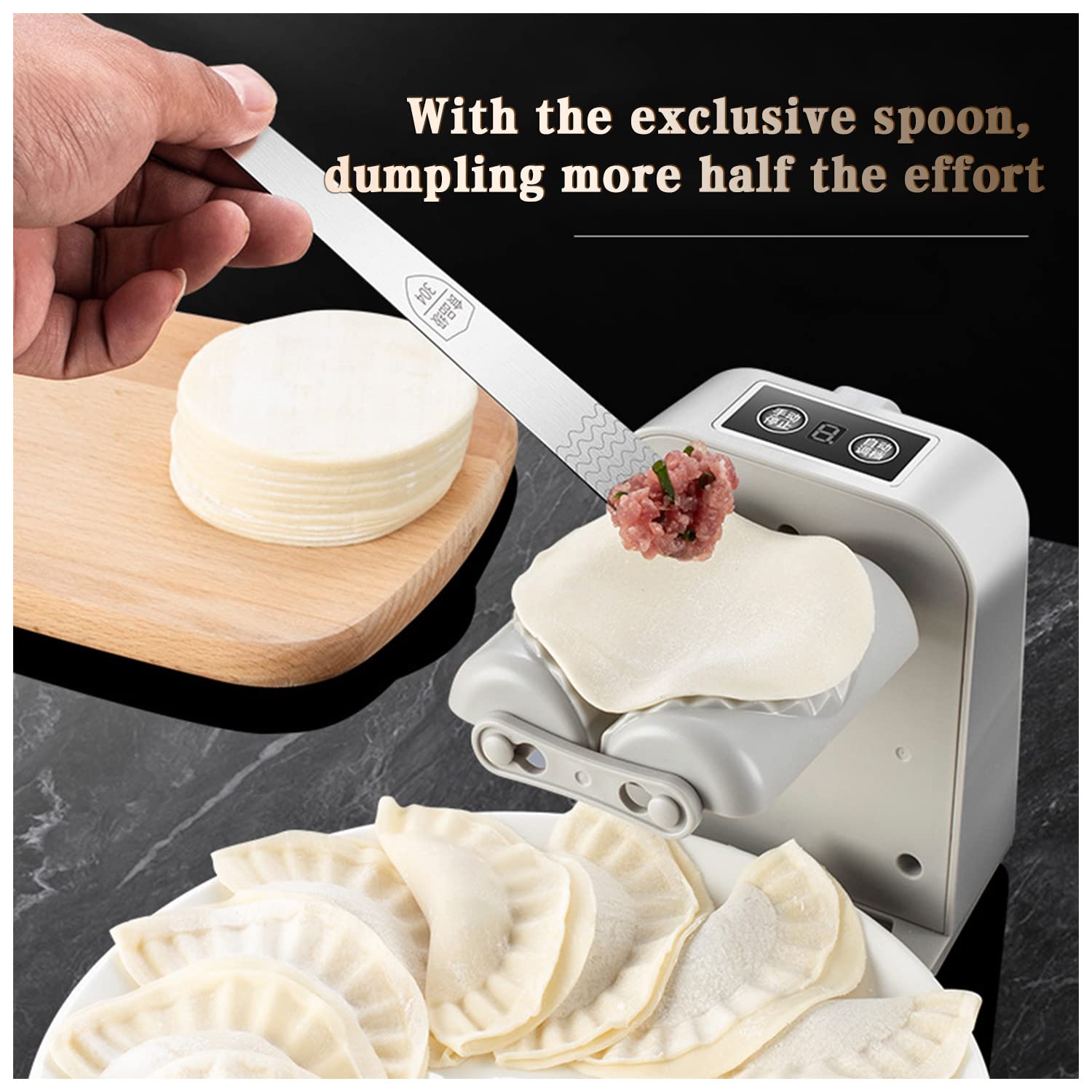 SENYULU Gyoza en proceso, demostrando relleno y masa.