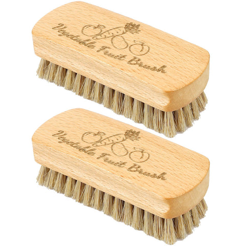 Cepillo SEPGLITTER con mango de madera ergonómico para una limpieza suave y eficaz de verduras.