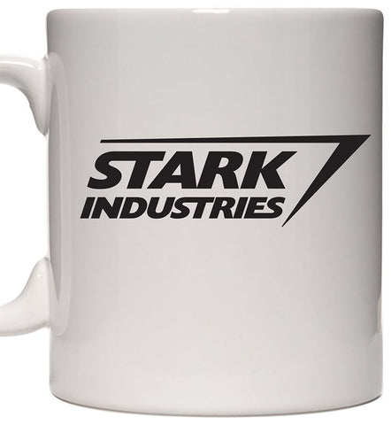 Vista del logotipo Marvel Stark Industries en la taza Seven Times Six para la oficina.