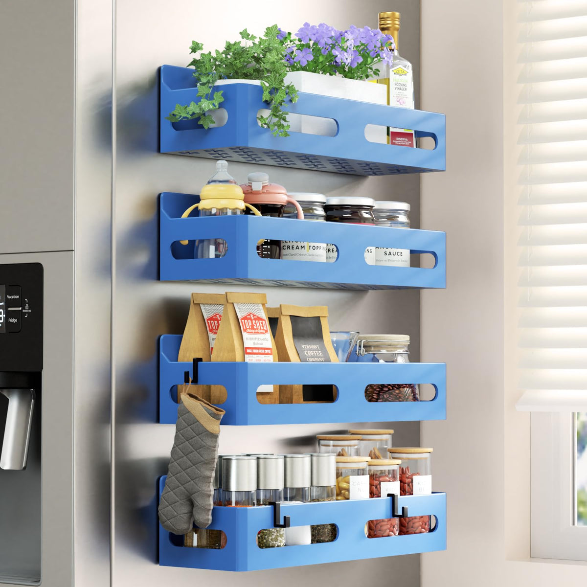 Organizador magnético Sevenblue para especias en la nevera facilita el acceso y mantiene orden.