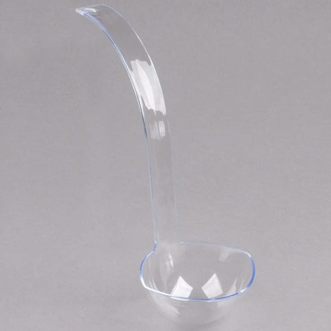 Cucharón de ponche S.G Inc para servir salsas y bebidas con facilidad.