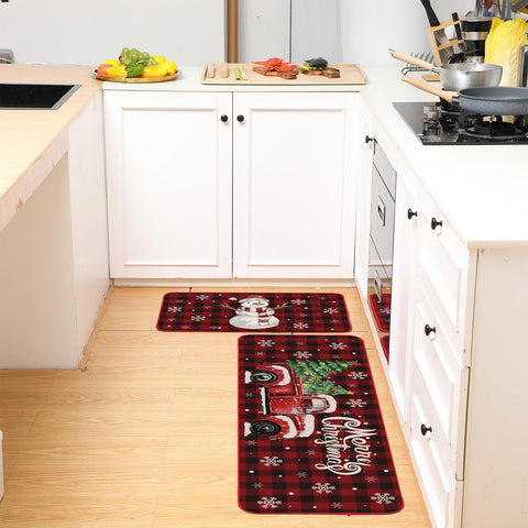 Shellwei alfombra de cocina navidad camión rojo aporta encanto y calidez junto a la puerta.