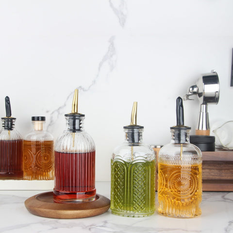 Uso versátil para jarabe, aceites y salsas con las botellas Shining Craft.