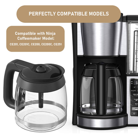 Mango ergonómico para un agarre cómodo al verter el café caliente.