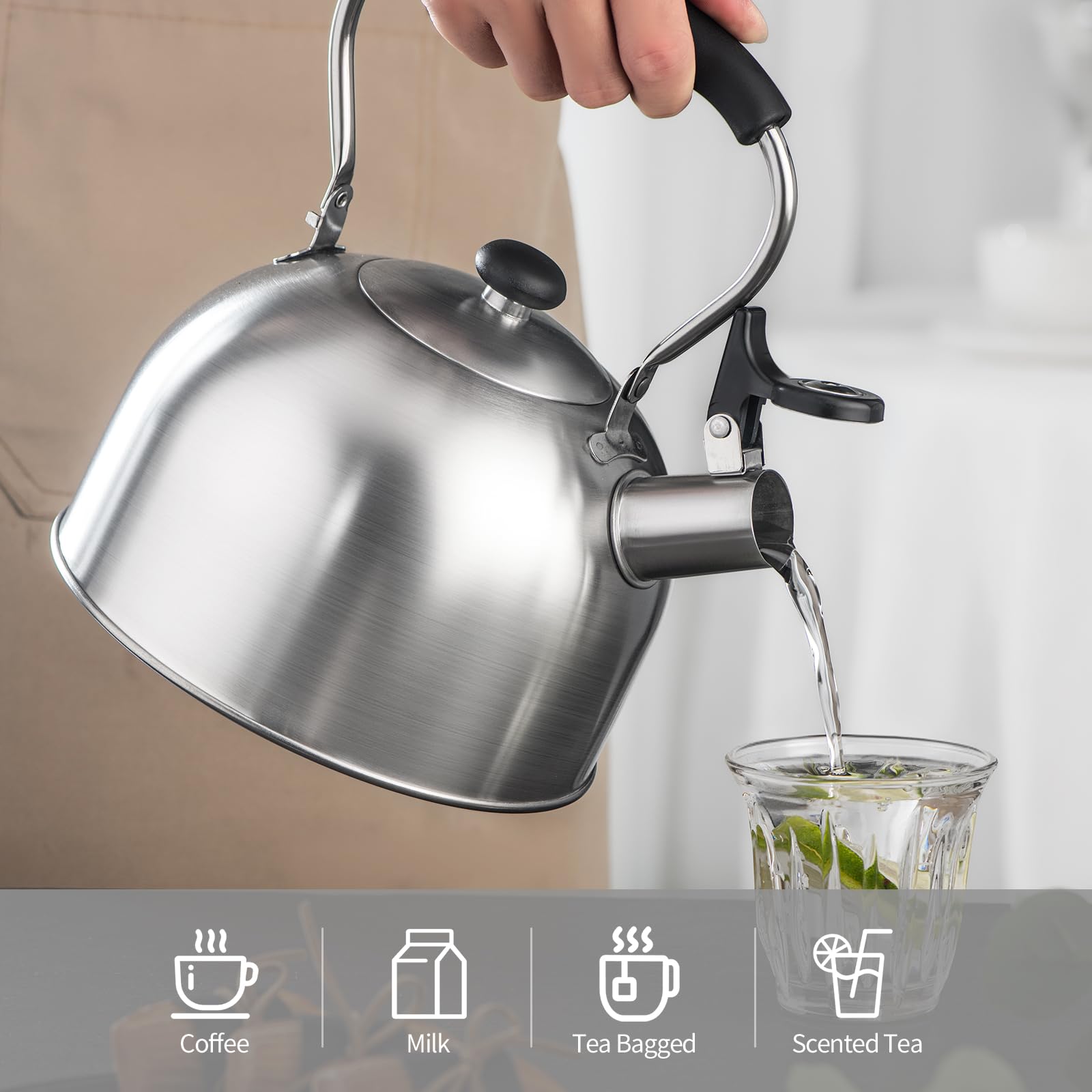 Capacidad de 2,5 litros para preparar varias tazas.