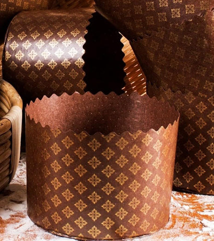 SHSH Trade Group molde panettone color marrón con diseño clásico