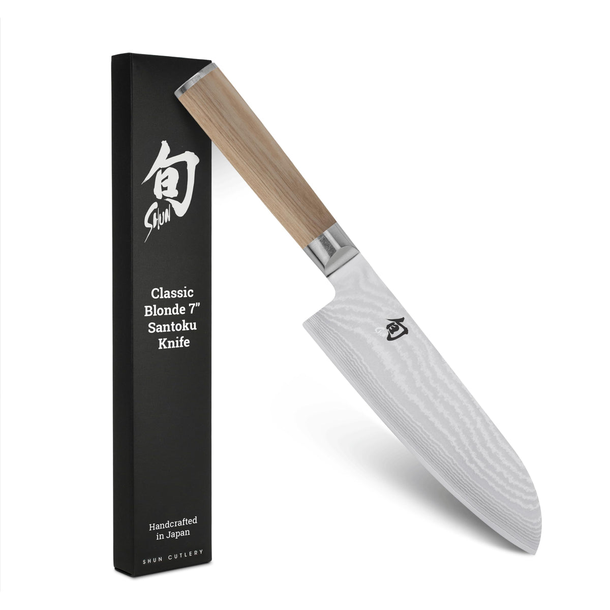 Shun Classic Blonde Santoku 7, corte de verduras con precisión para tareas diarias.