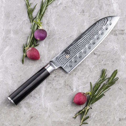Shun Classic Santoku hoja VG-Max y damasco de 68 capas para filo duradero
