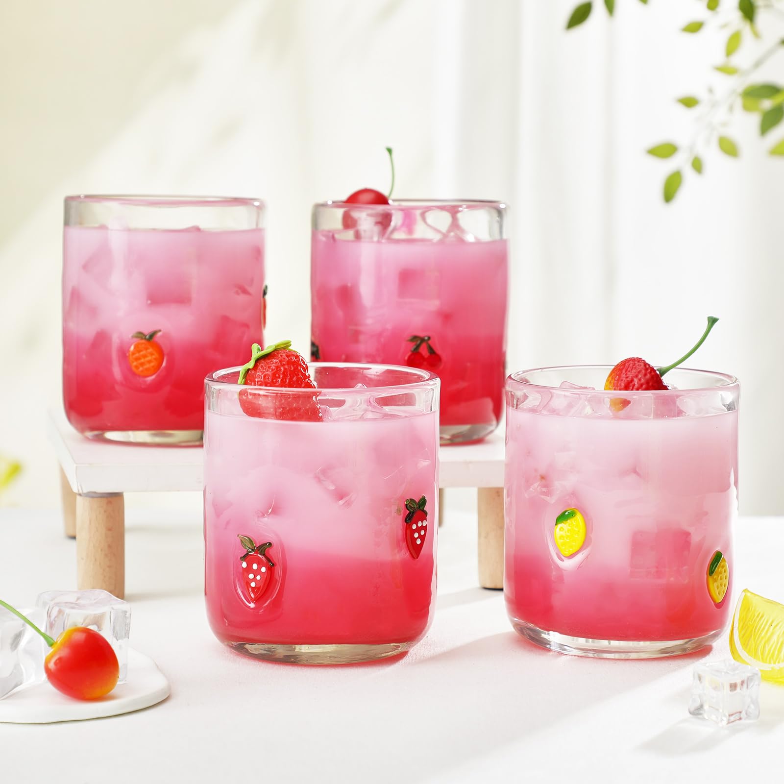 Vaso SiliFine con icono de fresa para bebidas frías y brunch.