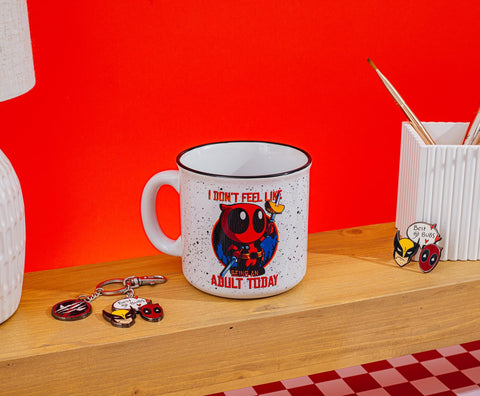 Taza Silver Buffalo apta para lavavajillas y microondas.