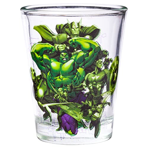 Vaso mini Iron Man de Silver Buffalo, ideal para cócteles de fiesta.