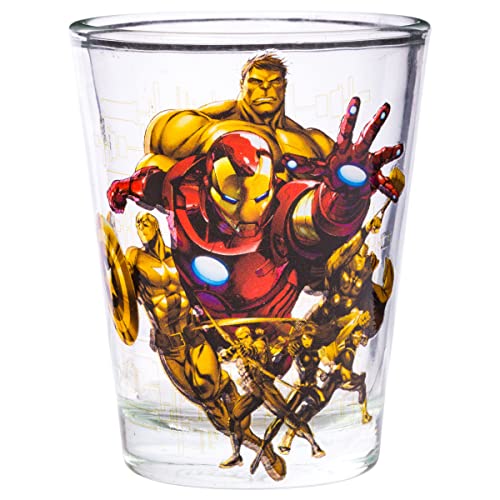 Vaso mini Thor de Silver Buffalo, diseño icónico para cualquier brindis.