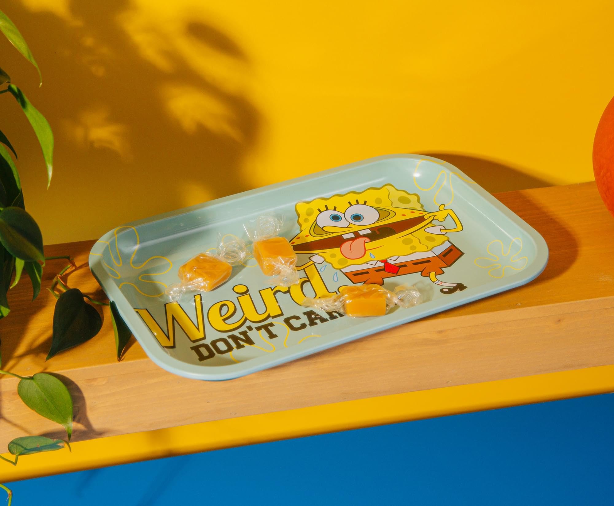 Bandeja de hojalata SpongeBob de Silver Buffalo, artículo oficial para fans.