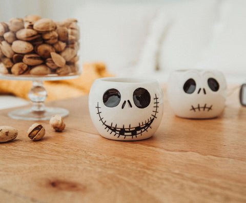 Vaso mini con Jack Skellington, perfecto para regalar o coleccionar.