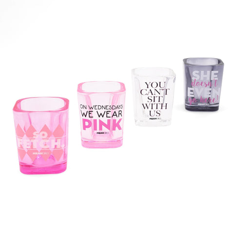 Vaso de chupito con diseño rosado y colores intensos, aporta estilo al servicio