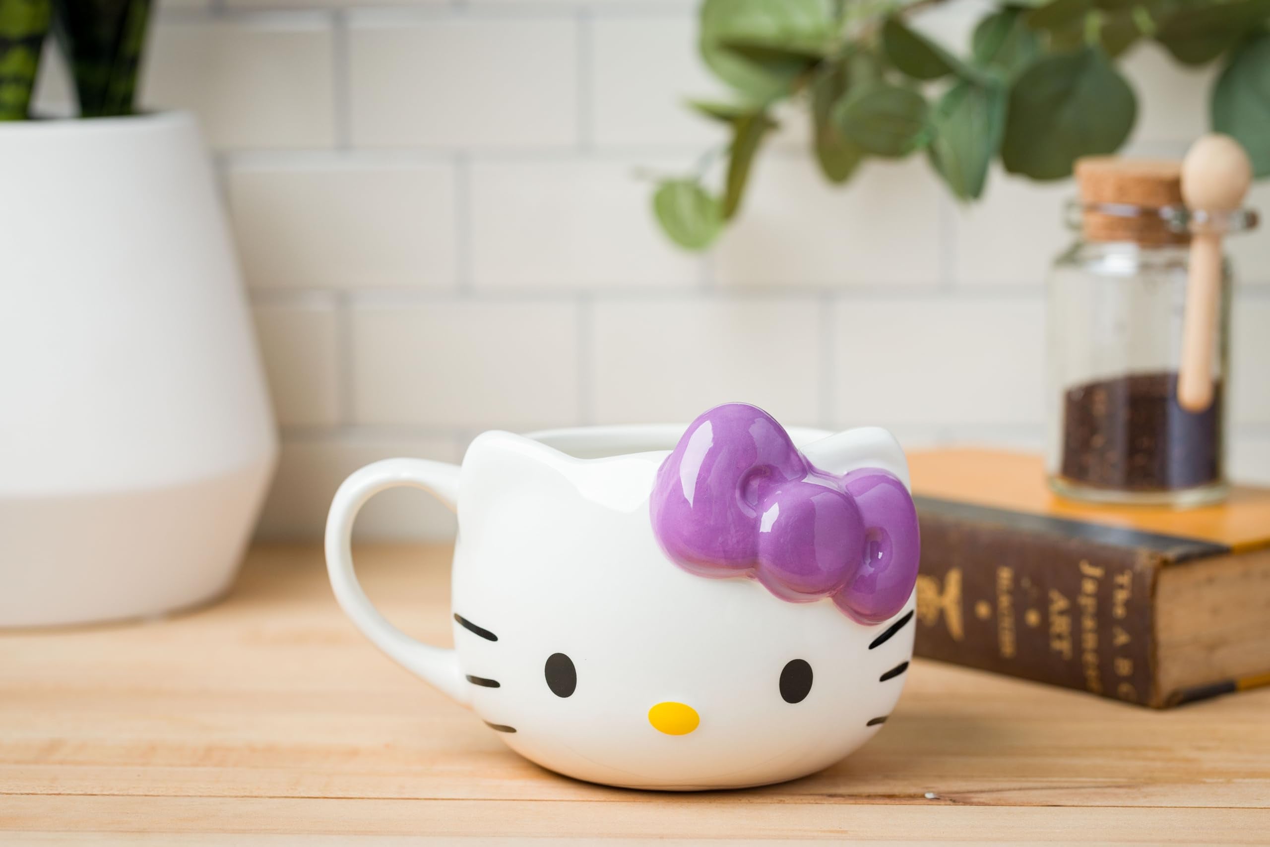 Silver Buffalo diseno Hello Kitty autentico y licencia oficial, perfecto para decorar.