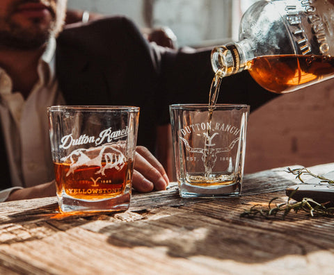 Regalo ideal para fans de Yellowstone y amantes del bar en casa.