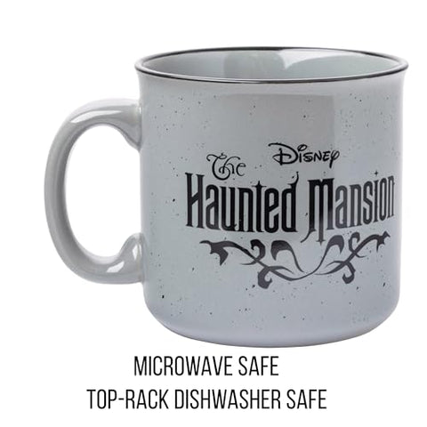 Taza cerámica con emblema Grimm, detalle icónico de la Mansión Embrujada