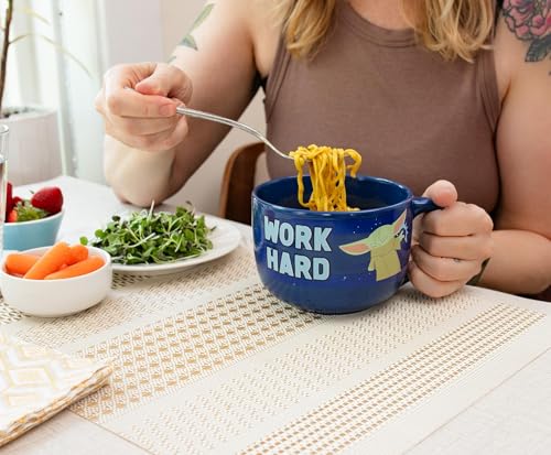 Mango ergonómico para transportar la taza cómodamente