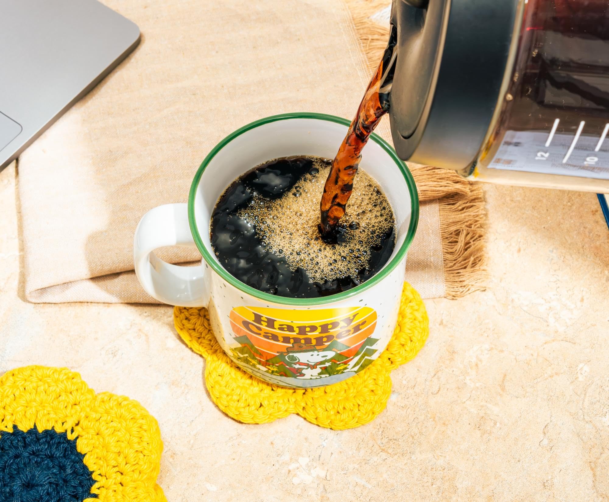 Taza grande para desayunos, café o sopa caliente.