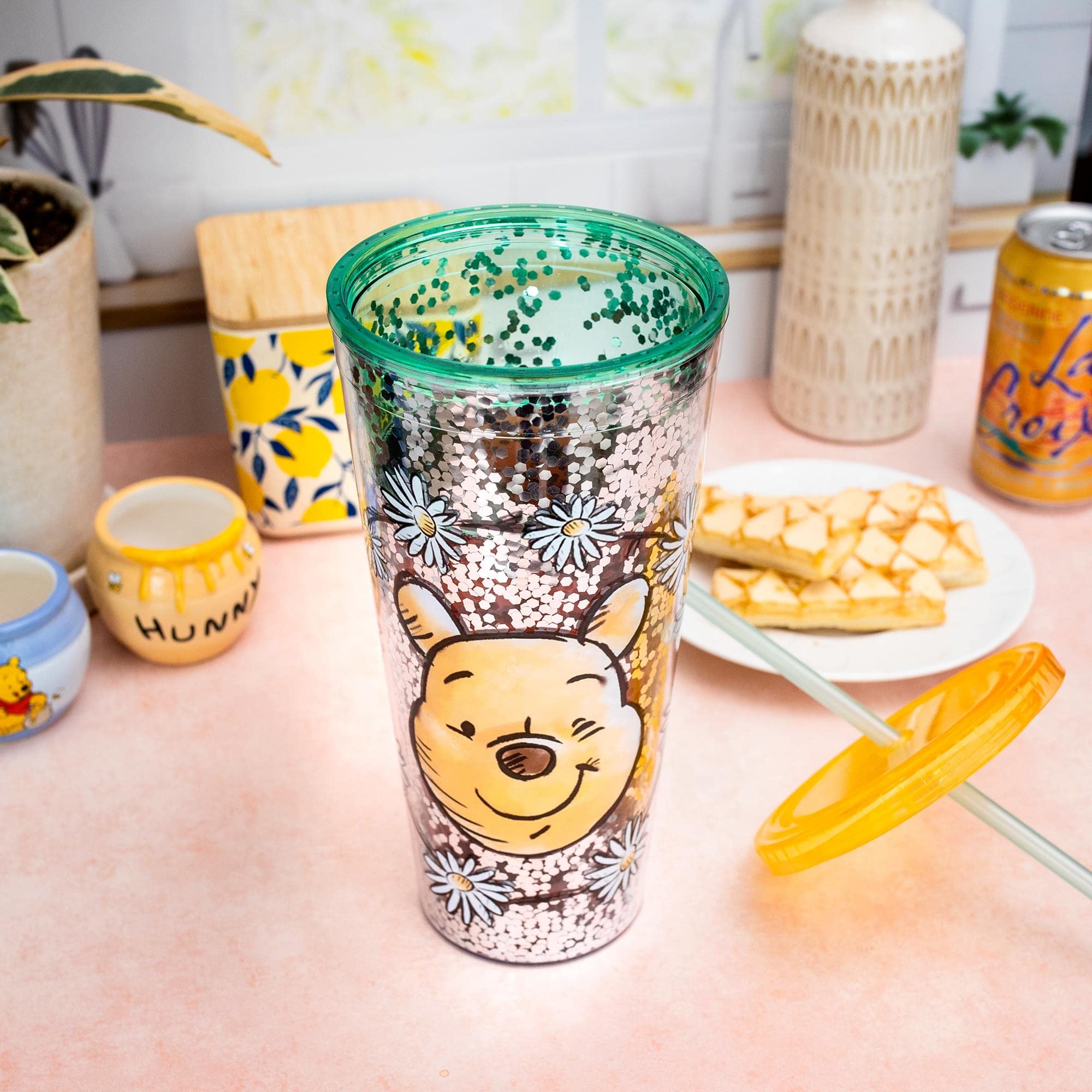 Regalo temático Winnie Pooh de Silver Buffalo para cumpleaños o fiestas.