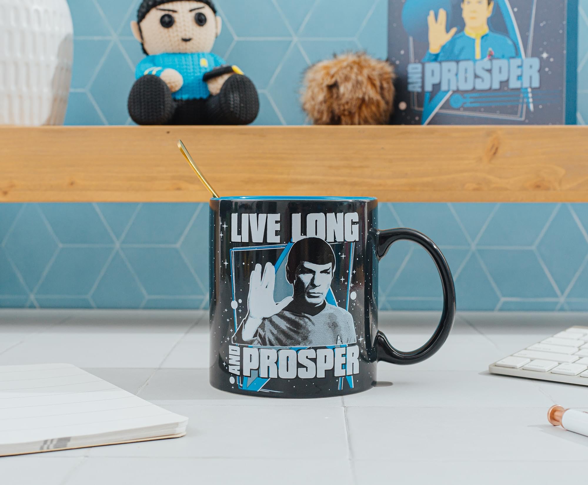 Spock en taza licenciada, homenaje a la ciencia ficción.