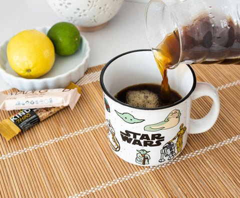 Taza de Silver Buffalo con Darth Vader, ideal para fans de la saga